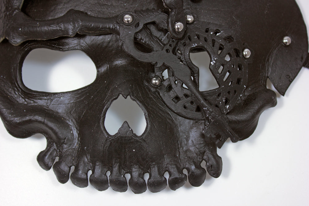 das-kost-mland-accessoires-halbmaske-totenkopf-schl-ssel-schwarz image 5