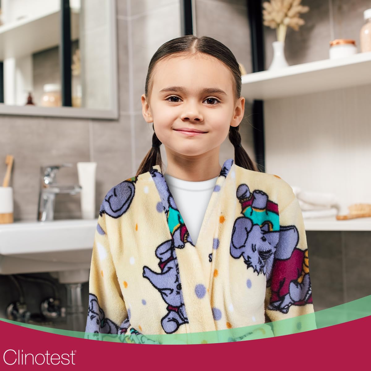 clinotest-kinderbademantel-fleece-elefant-gr-140-kapuze image 4