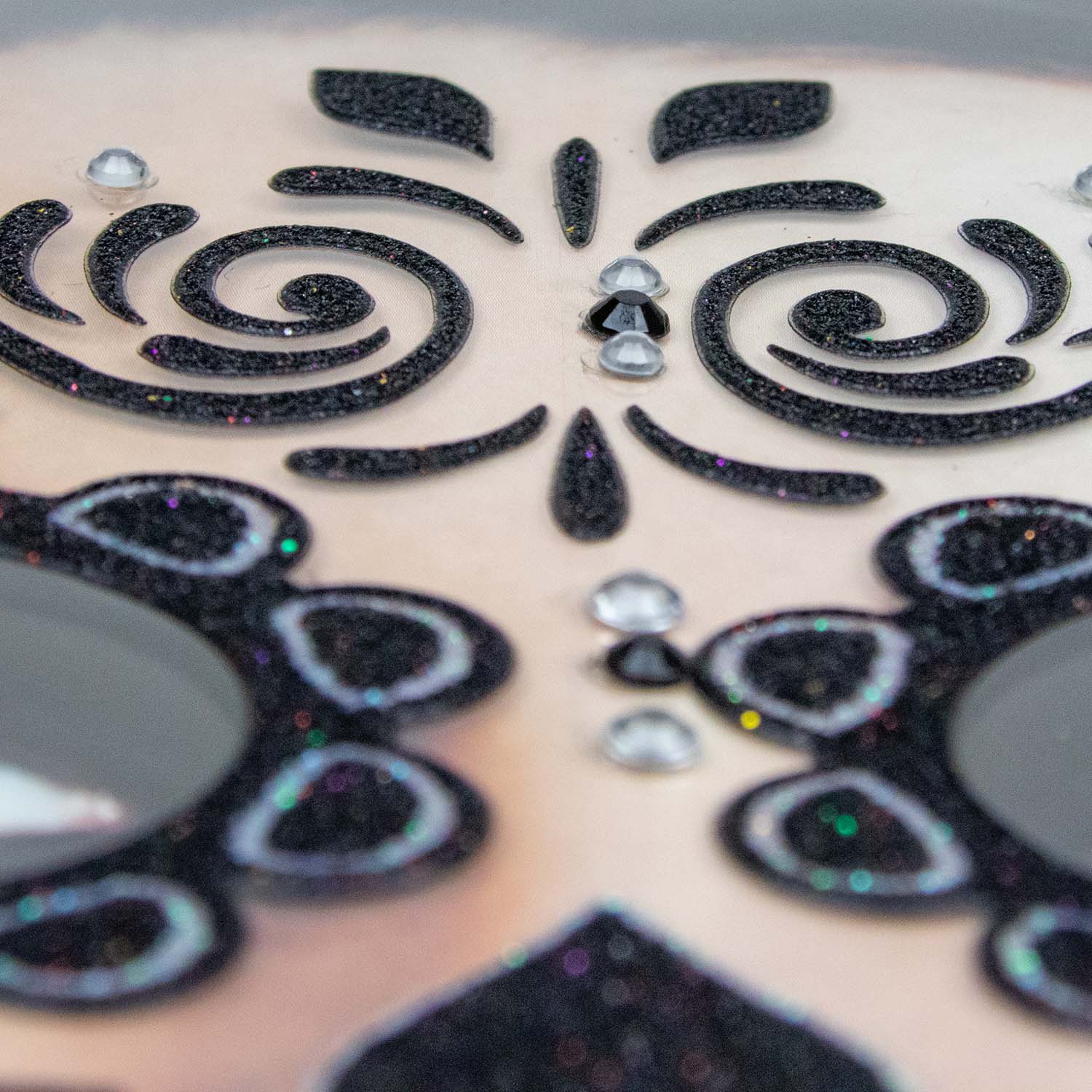 halloween-gesichts-tattoo-skelett-schwarz-glitzer-selbstklebend image 5