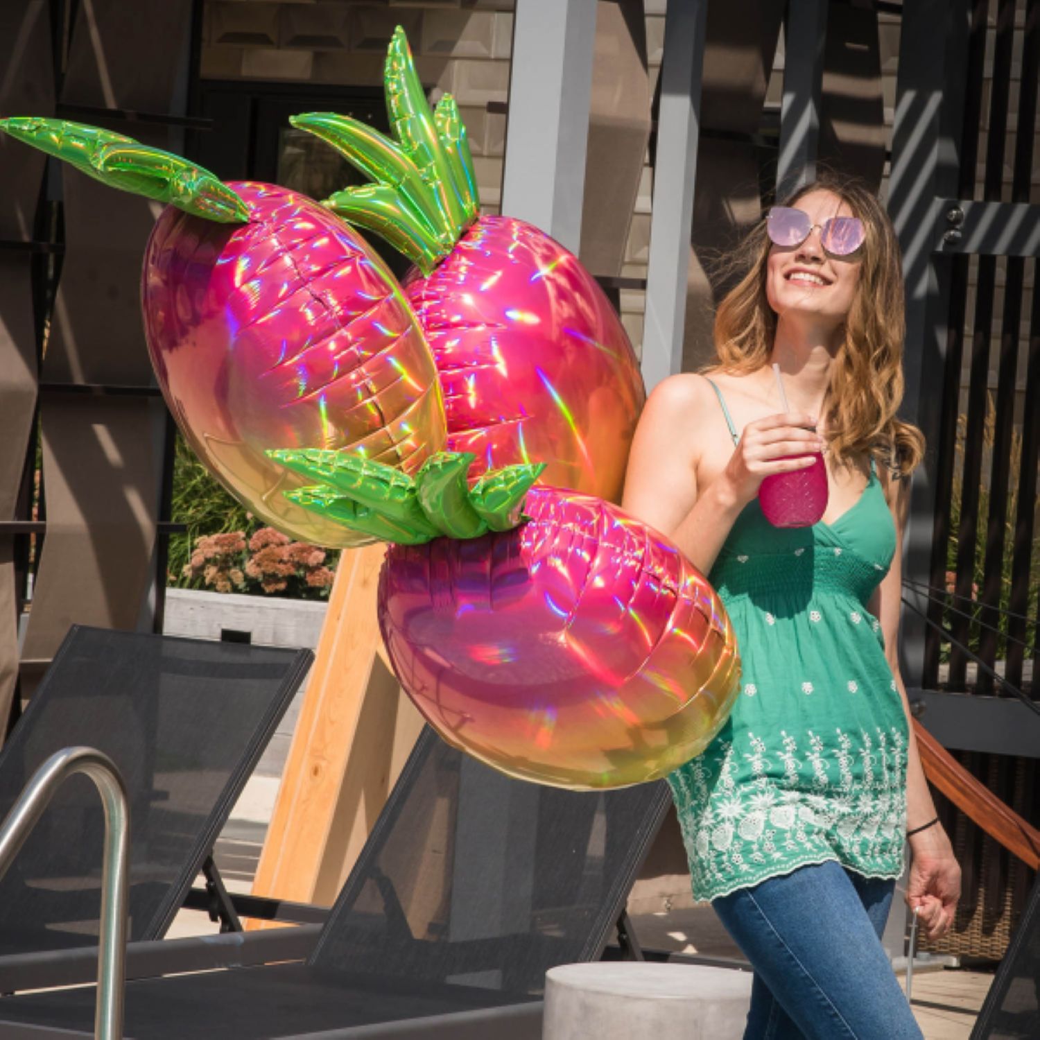 das-kost-mland-dekorationen-ananas-folienballon-holo-43x78cm image 2