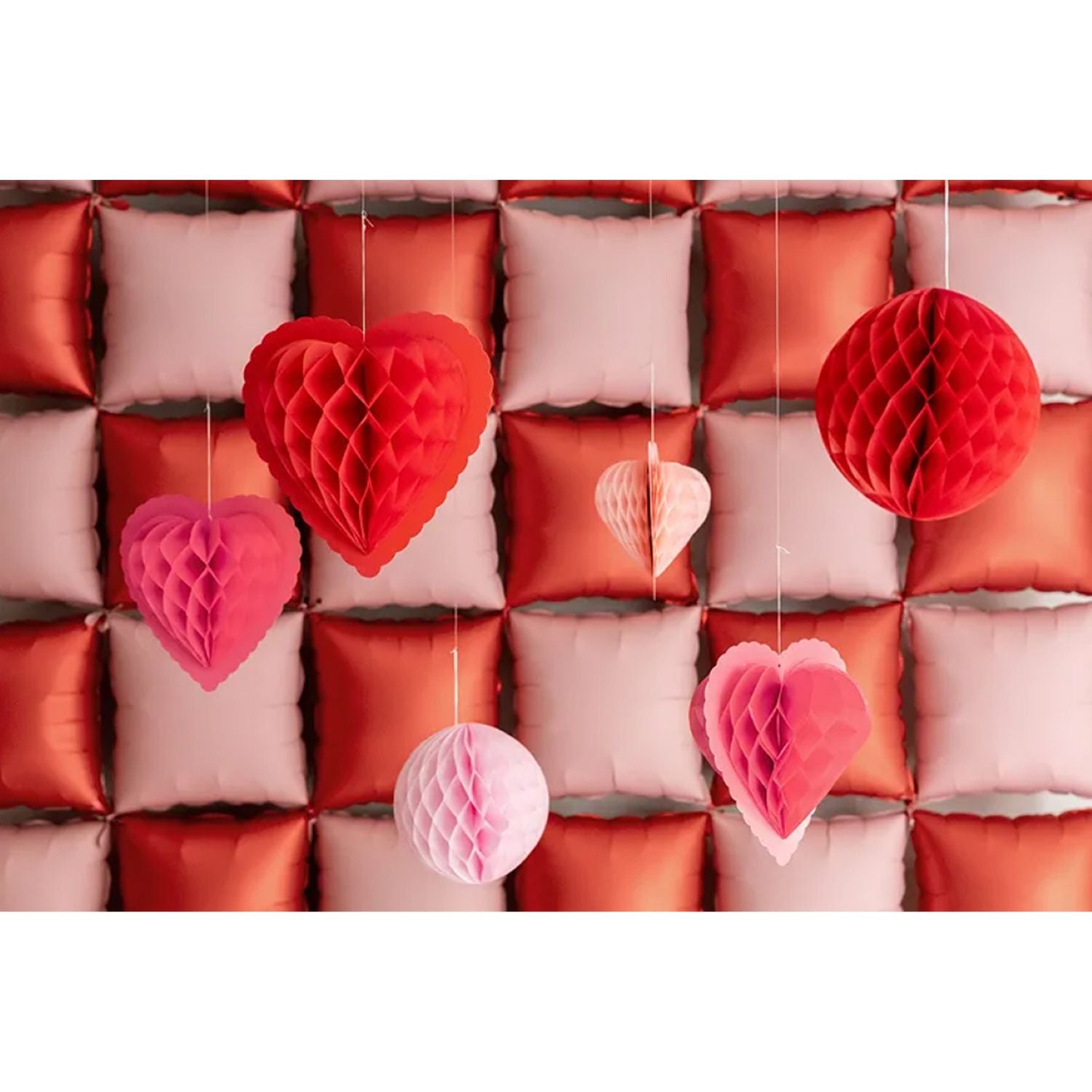 das-kost-mland-deko-honigwaben-herzen-papier-3er-set-mix-30cm image 2