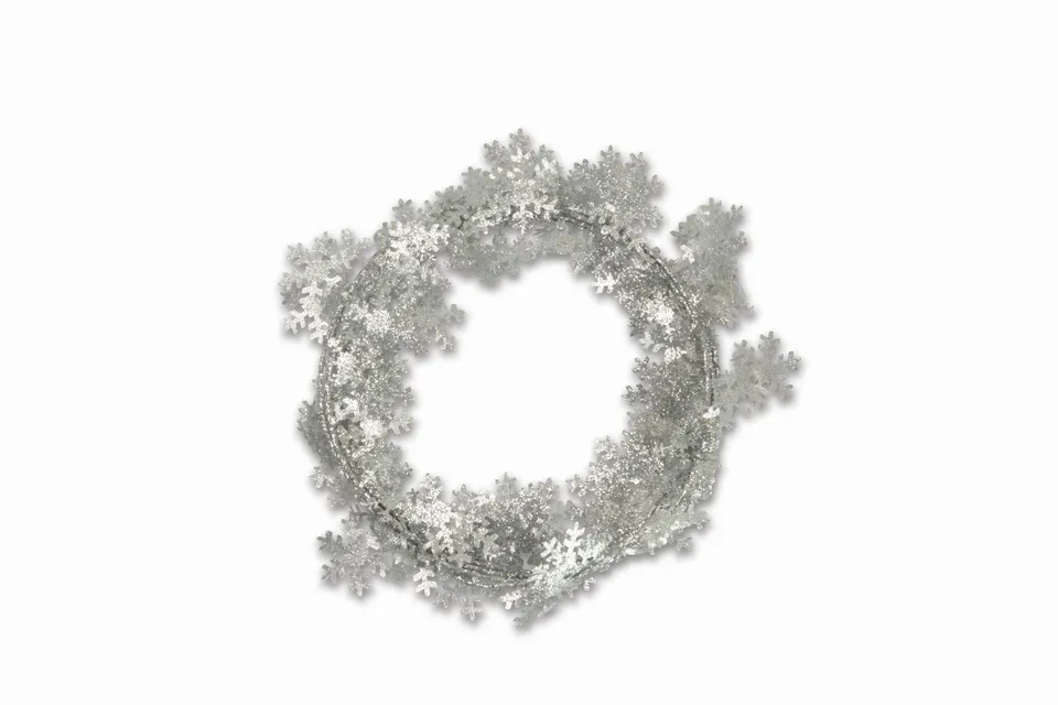 das-kost-mland-weihnachtsgirlande-schneeflocken-silber-2-70m image 1