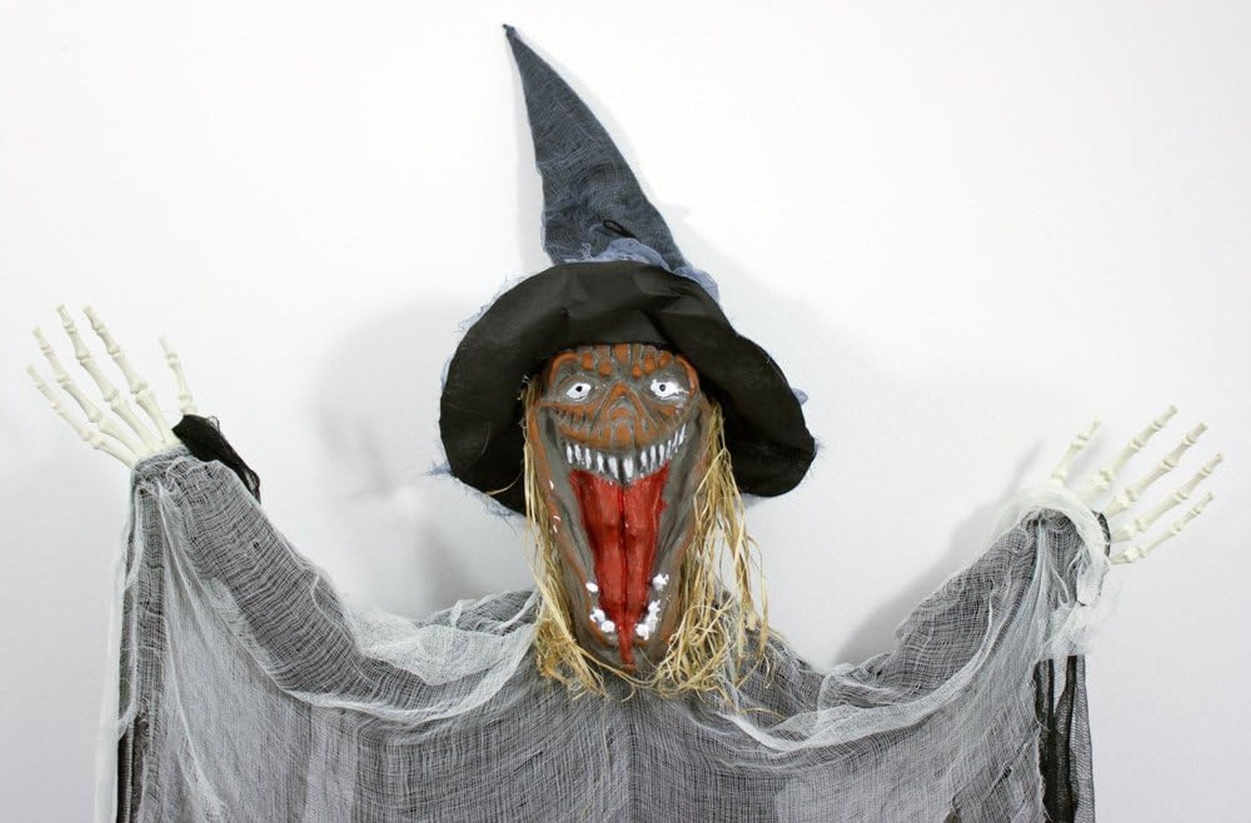 das-kost-mland-dekorationen-halloween-hexe-grusel-h-ngefigur-170-cm image 5