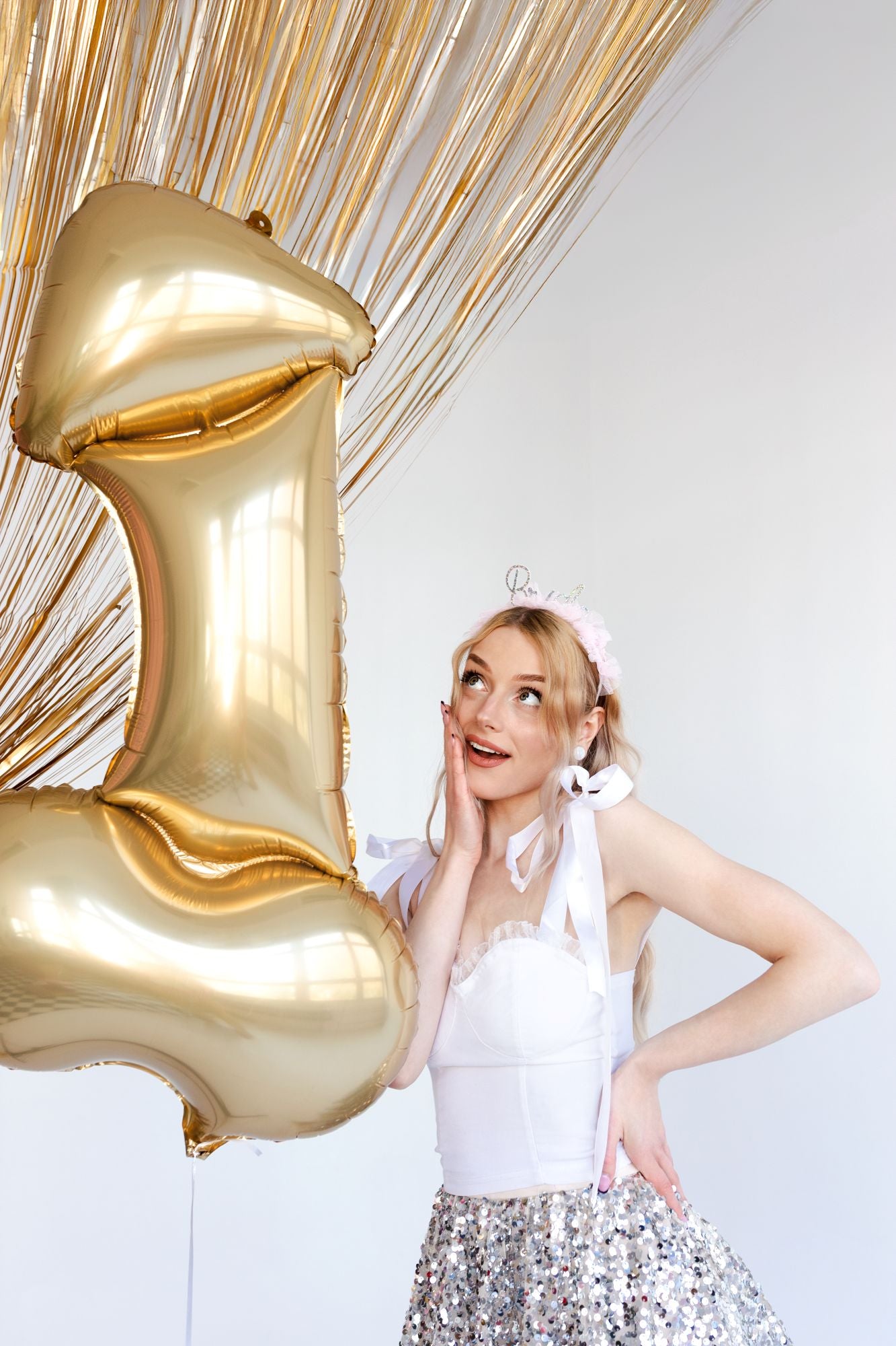 das-kost-mland-shape-folienballon-penis-gold-46-x-88-cm-helium image 4
