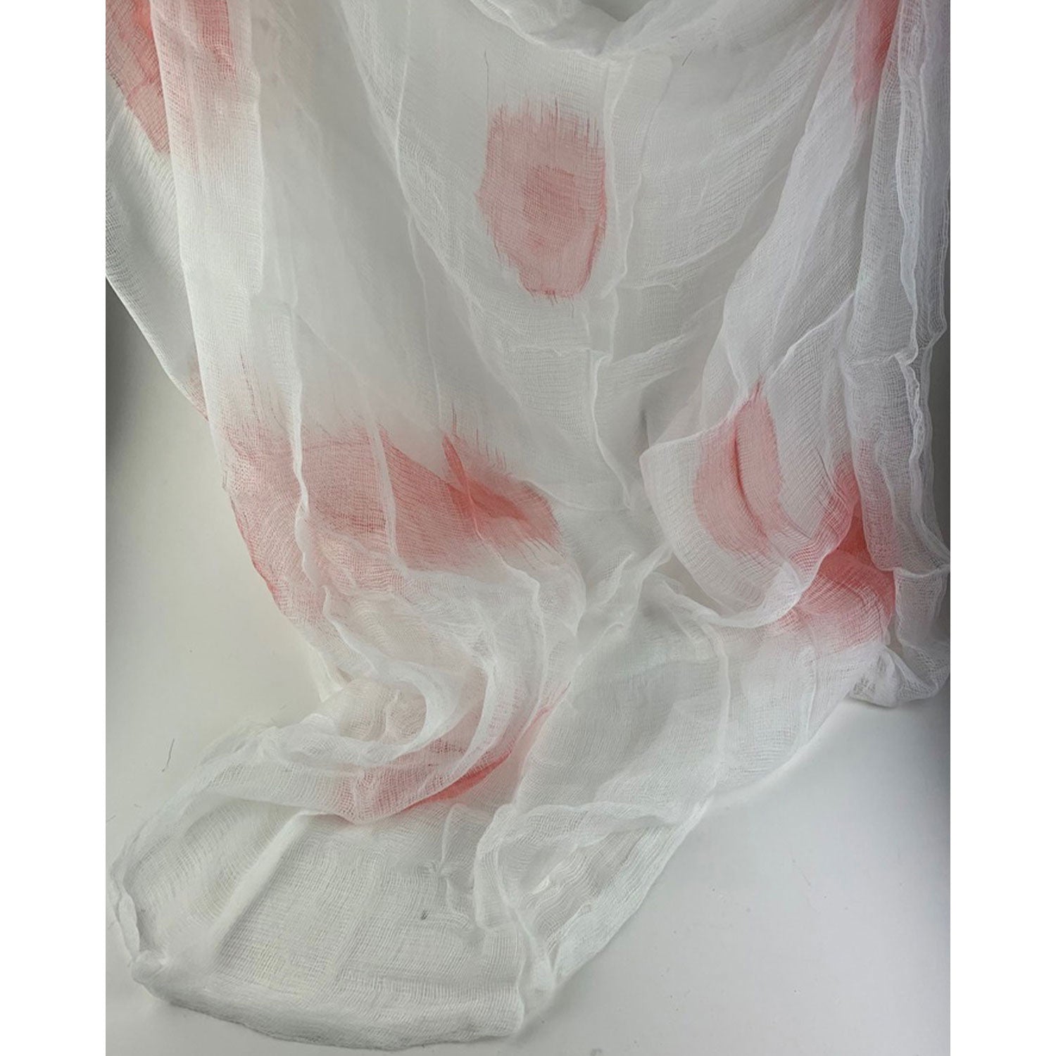 das-kost-mland-blutige-tischdecke-halloween-213-x-152-cm image 3