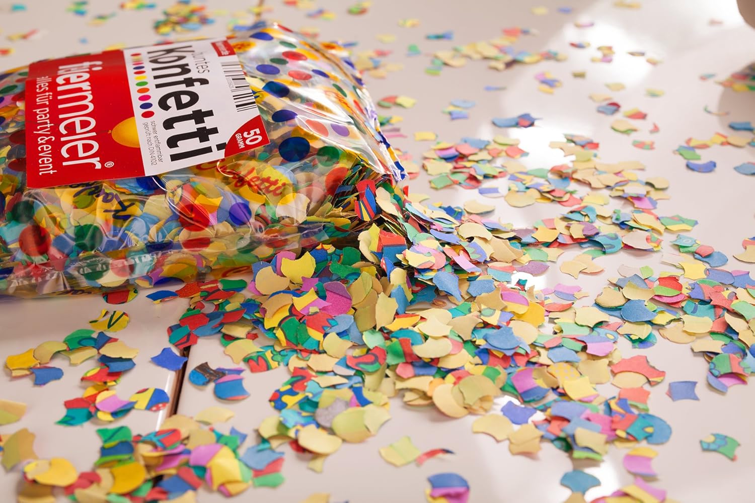 feiermeier-buntes-papierkonfetti-50g-tischdeko-schwer-entflammbar image 3
