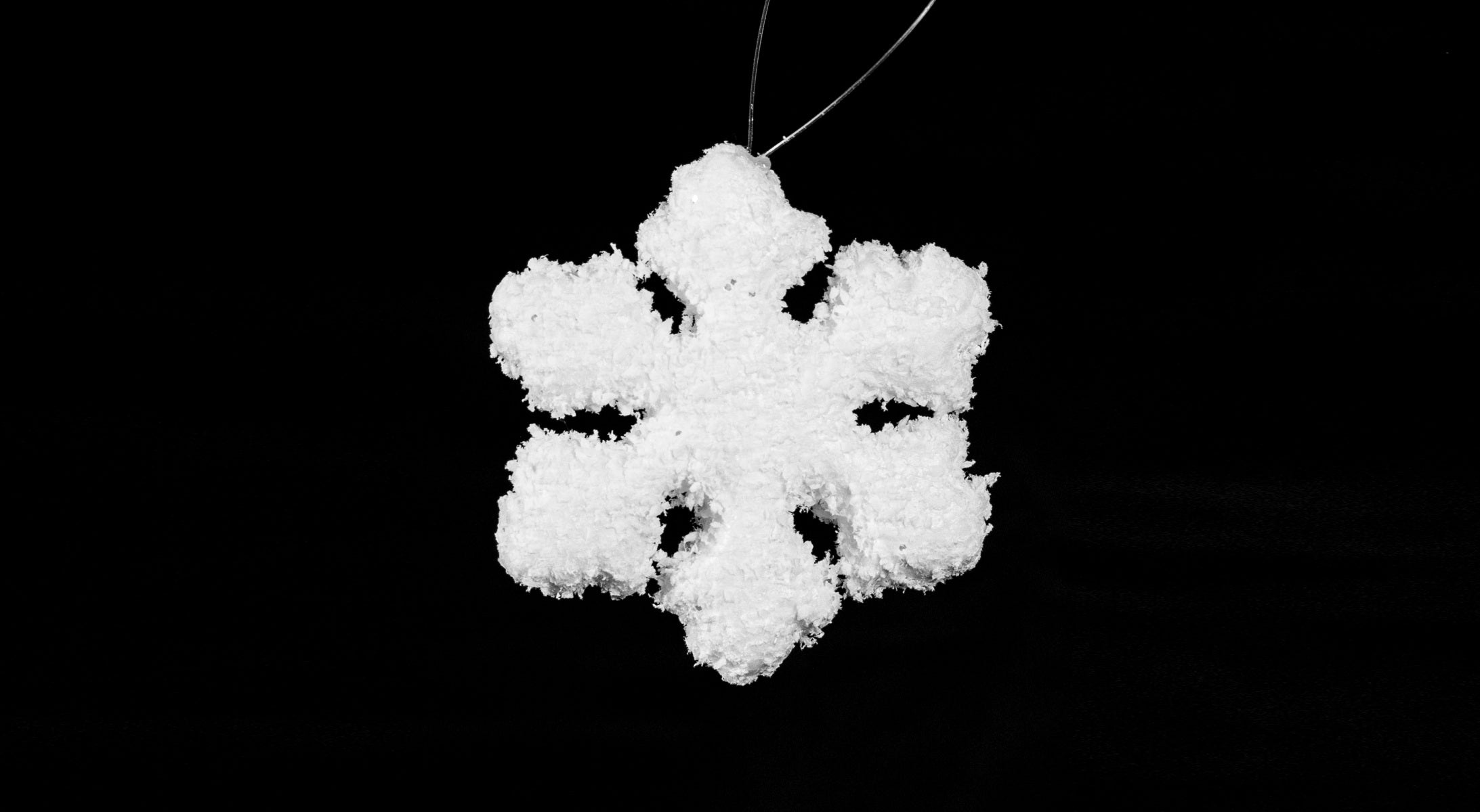 riffelmacher-schneeflocken-deko-4er-set-wei-glitter-8-5cm image 2